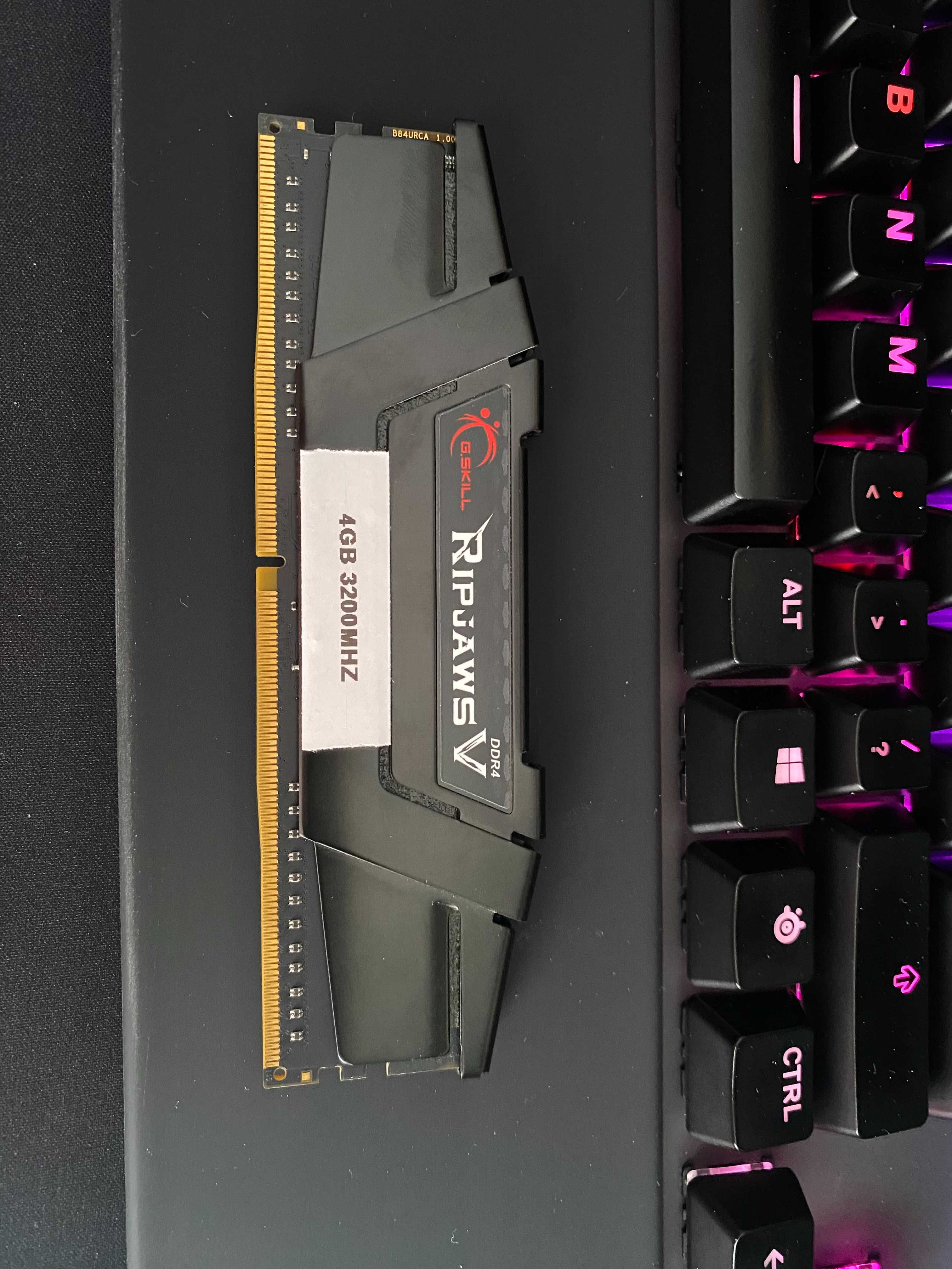 Ram DDR4 4GB 3200 MHZ