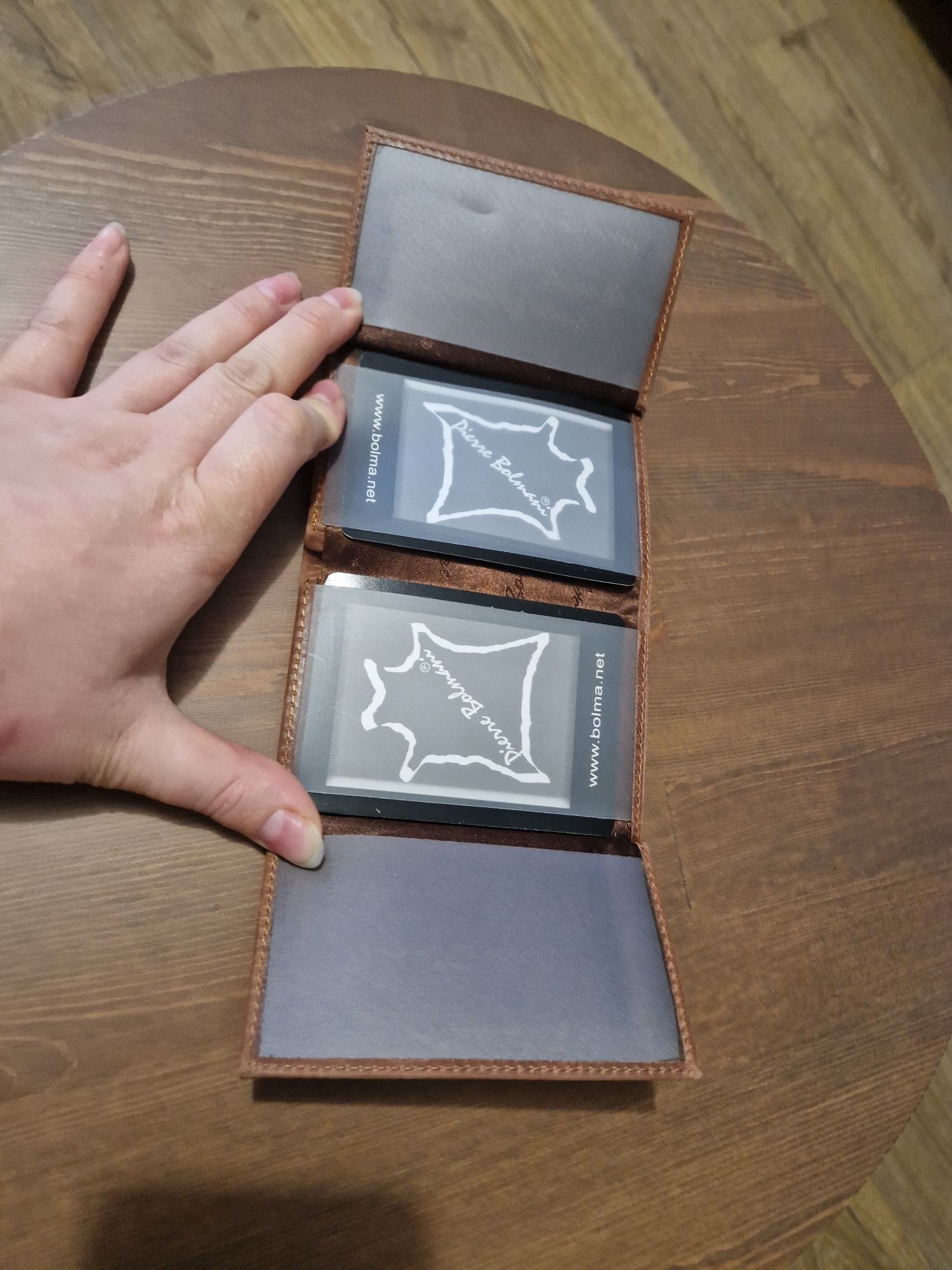 NOWY portfel na dokumenty karty z małą kieszonką na drobne brązowy