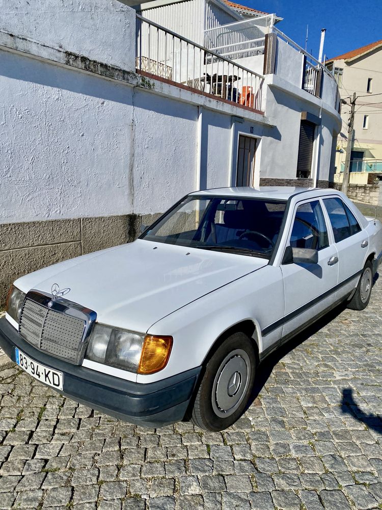 Mercede 200d 1985 com 178 Mil Km