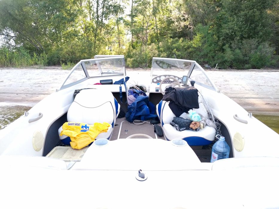 Bayliner 175 катер