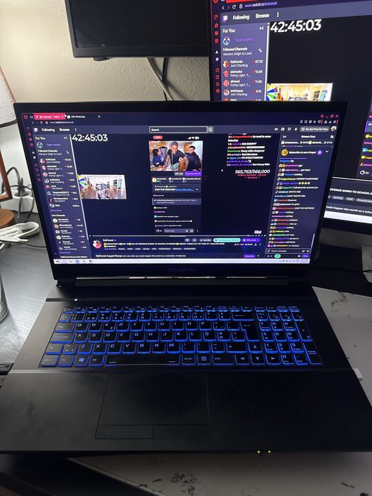 Laptop Gigabyte G7 (i7, 16GB RAM, RTX 3060, 17,3” FHD)