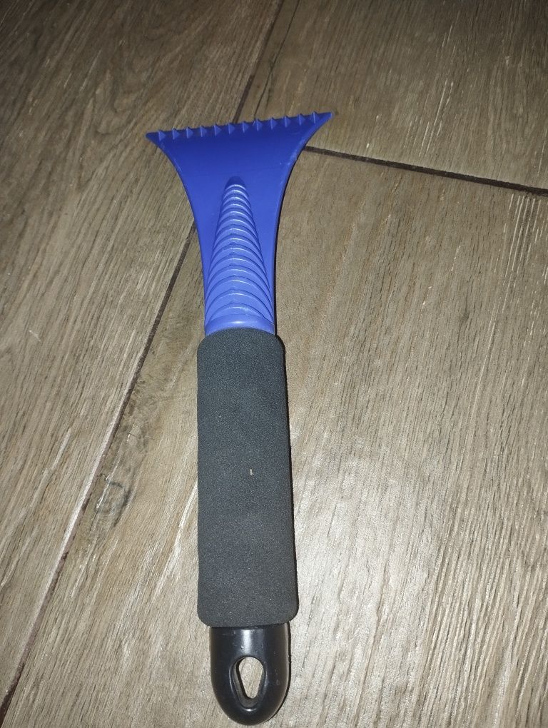 Skrobaczka do szyb