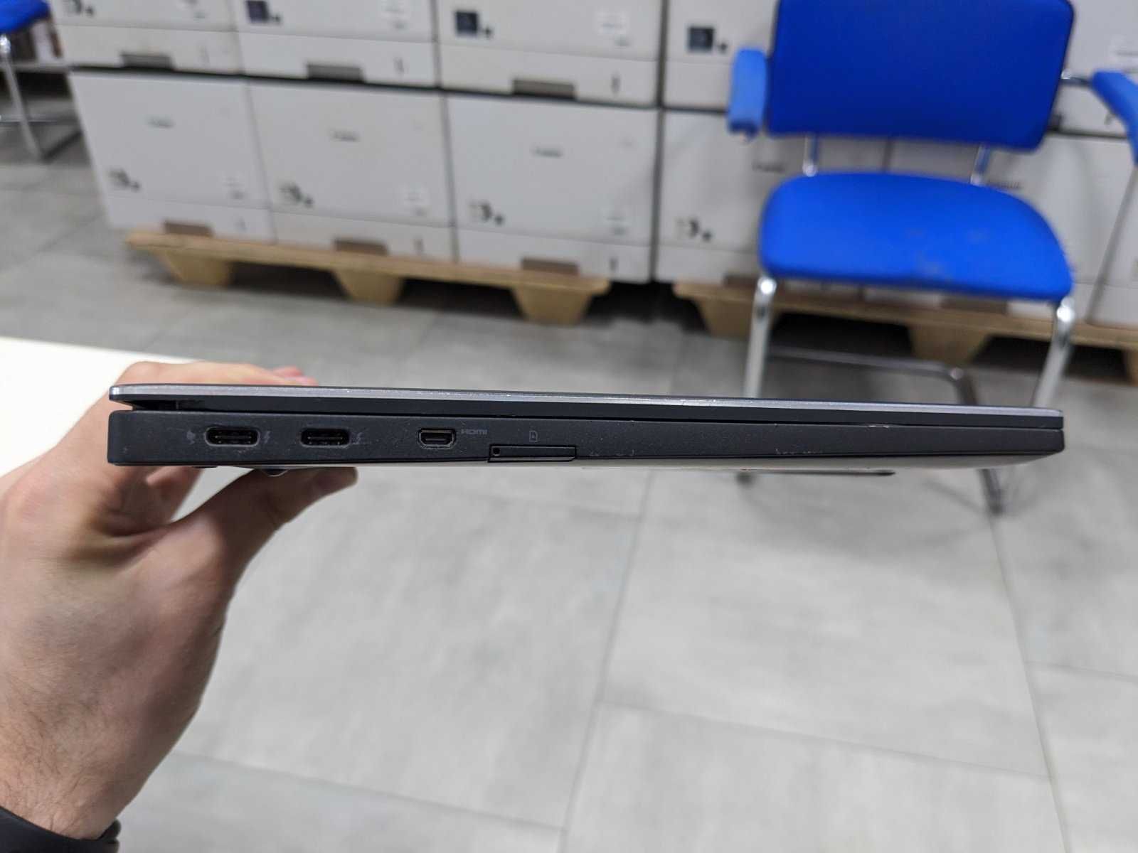 Безрамочний Ноутбук Dell Inspiron 7370 з пасивним охолодженням