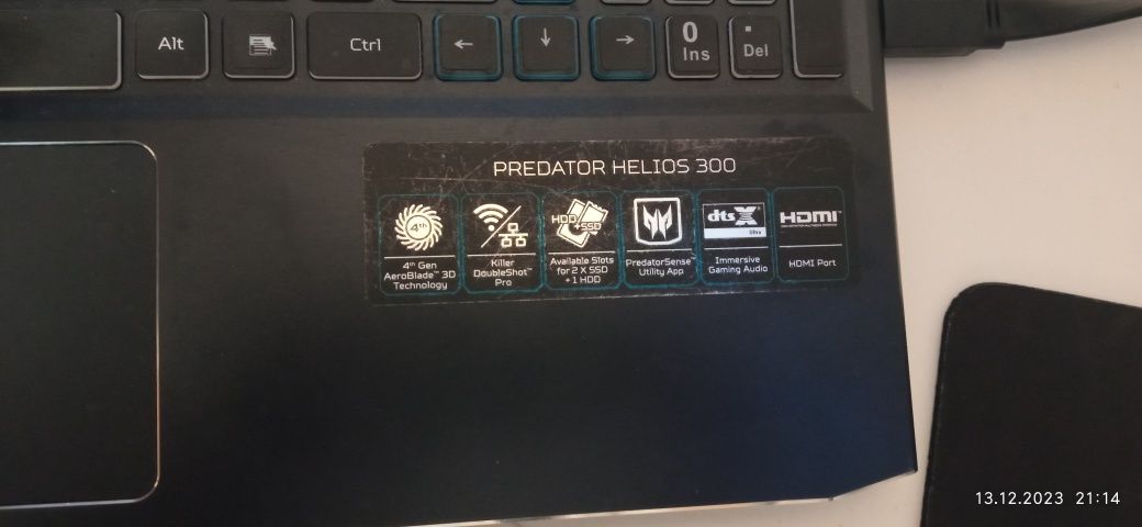 Продам ноутбук Acer Predator Helios 300