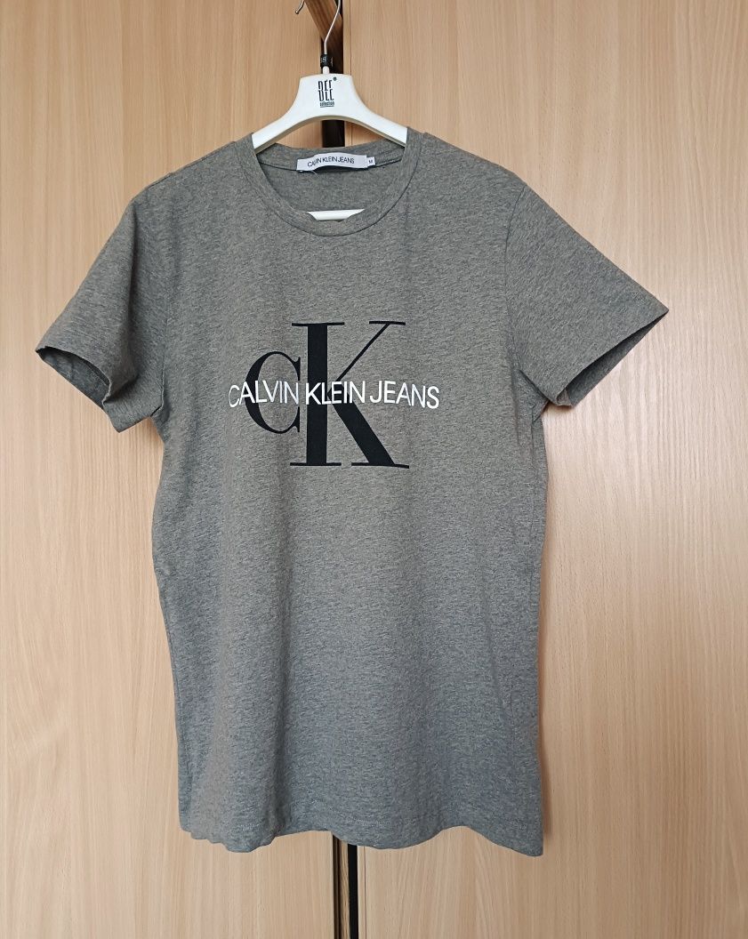 Calvin Klein roz M oryginalna damska koszulka t-shirt bluzka