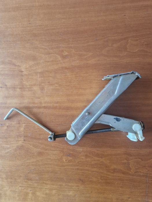 Macaco para automóveis
