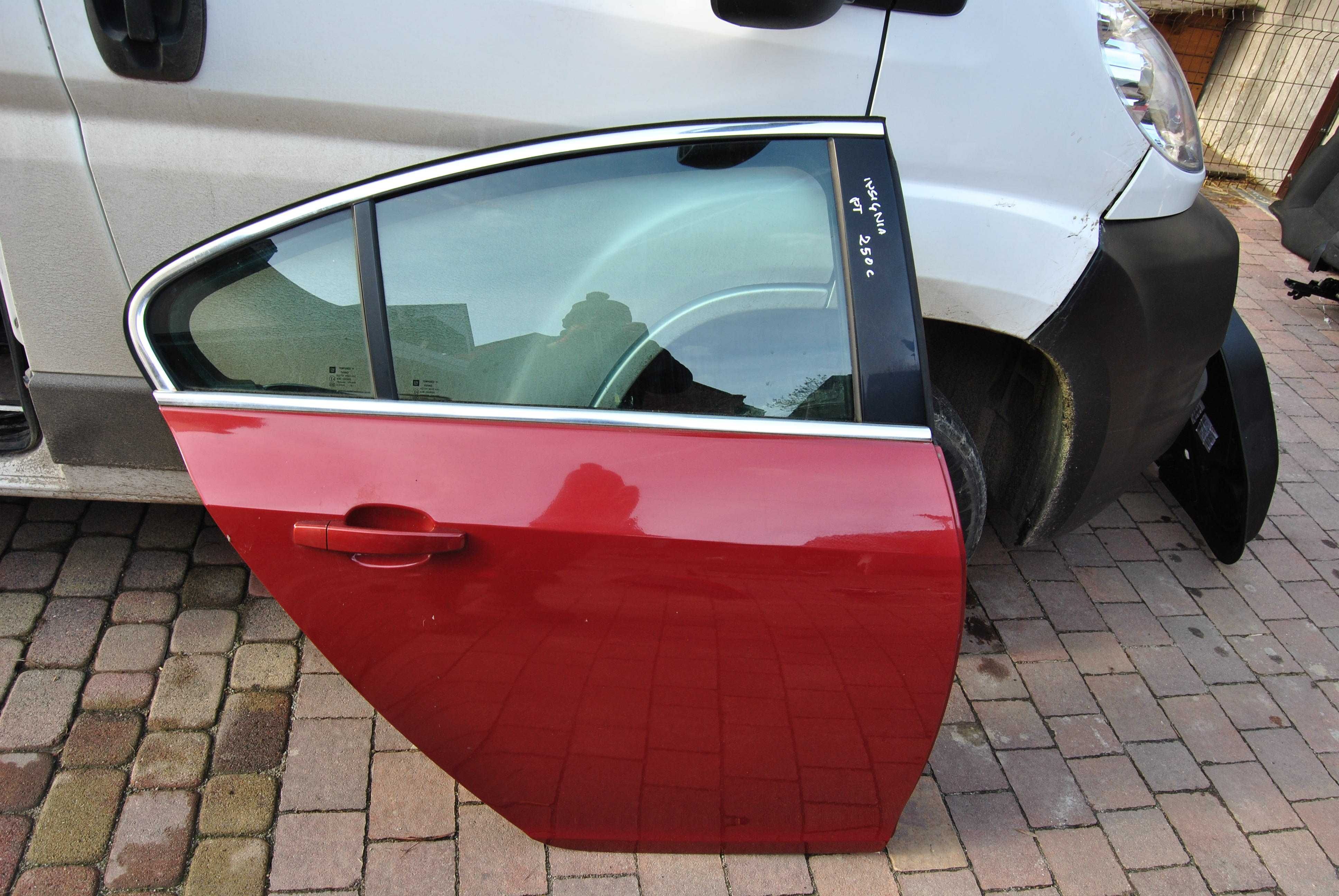 Drzwi prawy tył Opel Insignia A z50c