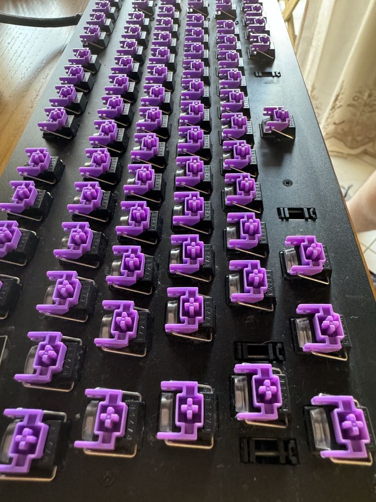 Huntsman elite purple switch