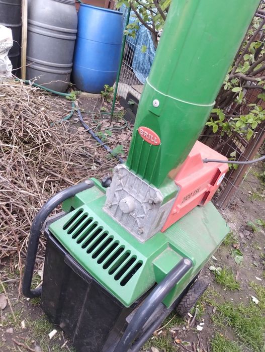 elektryczny rozdrabniacz do gałęzi