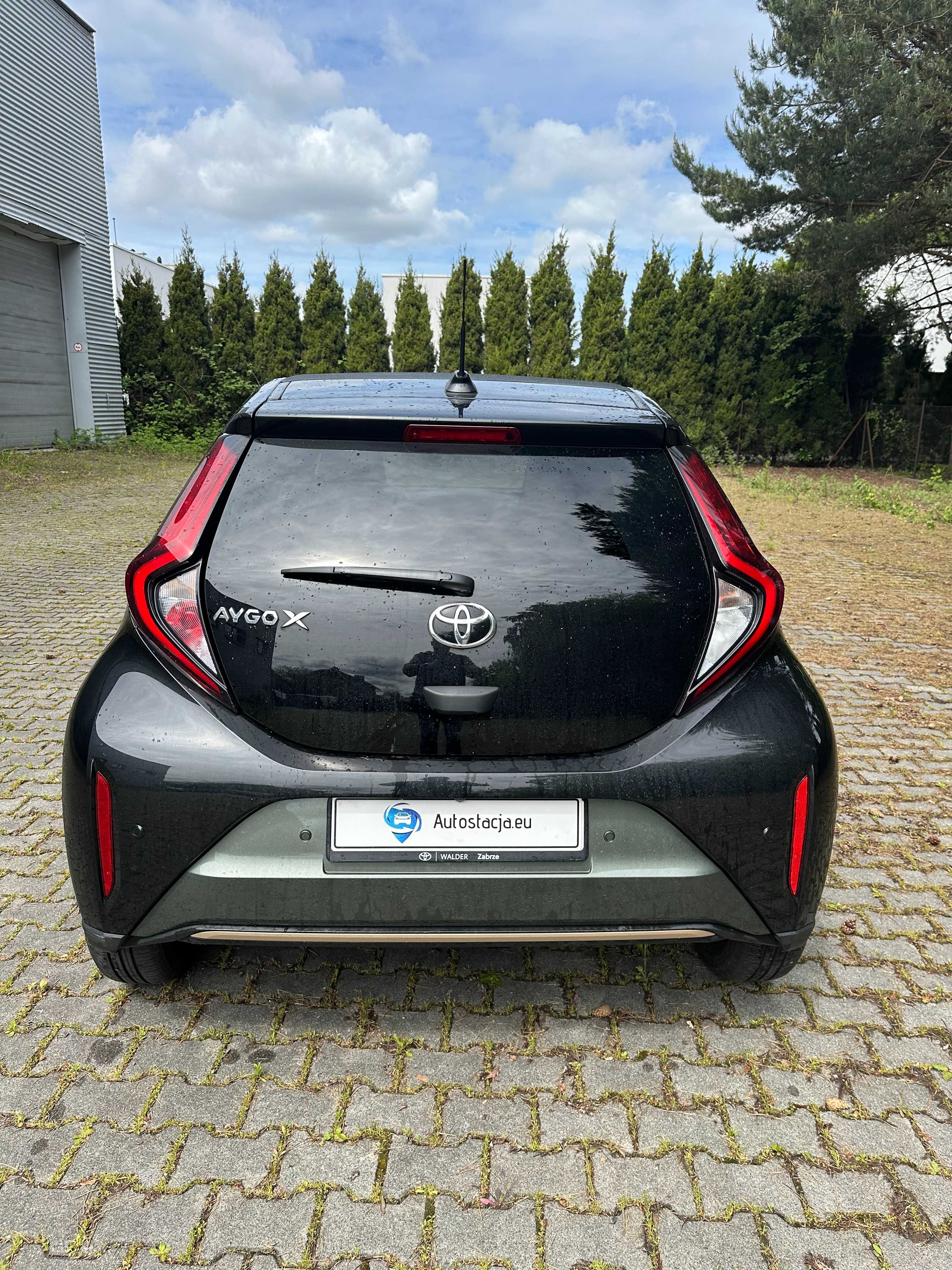 Toyota Aygo X Selection Automat Skyview JBL wynajem z WYKUPEM 2390zł