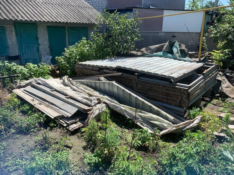 Продам металлический гараж