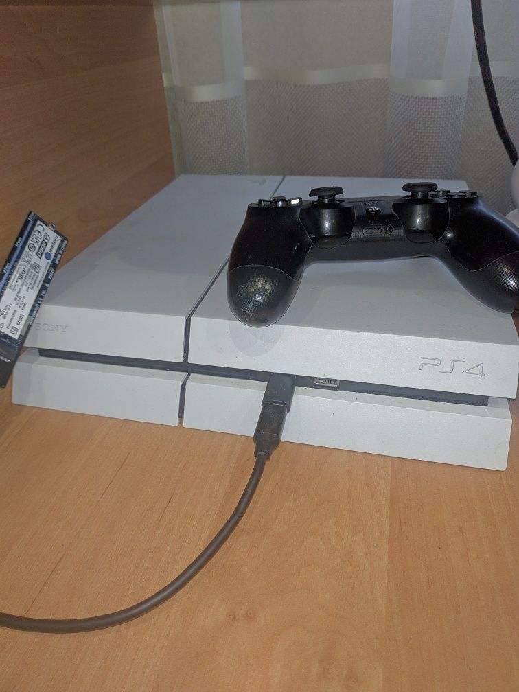 Продам Sony Playstation 4 PS4 5,05 Hen GoldHEN v2.4 750Gb