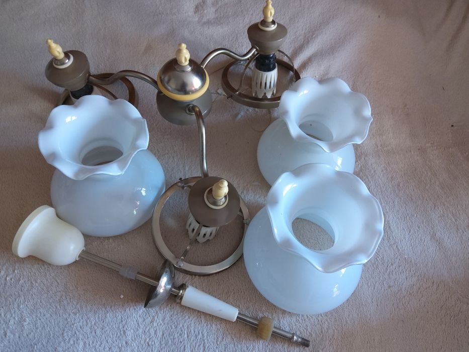 Люстра  подвесная на 3 плафона