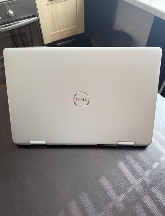 Dell inspiron 17“ 7786 2in1/ i7-8565U/ 16GB/ 256GB SSD/ Nvidia MX150