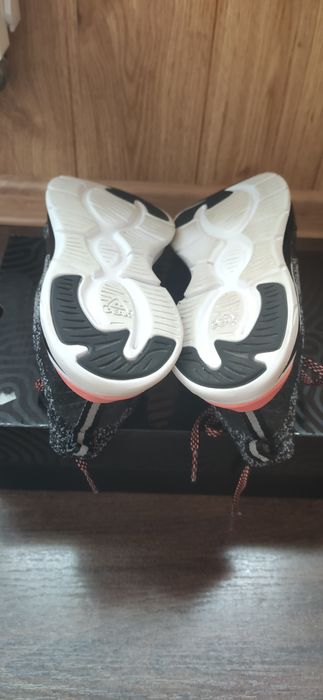 Кроссовки Peak размер 38