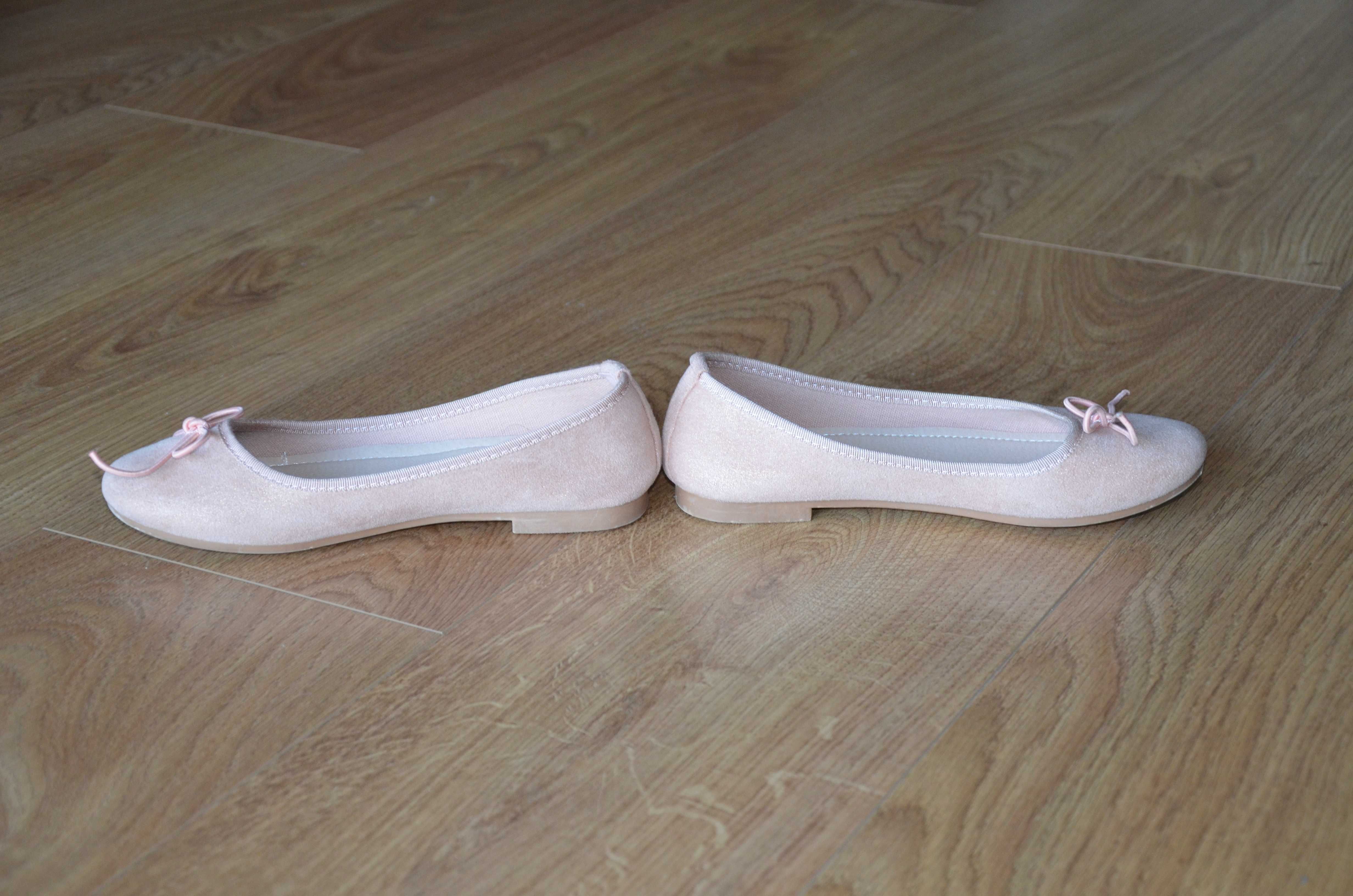 Pudrowe różowe baleriny buty jak nowe rozmiar 33