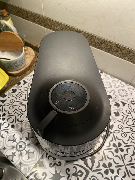 Maquina de cafe nespresso vertuo
