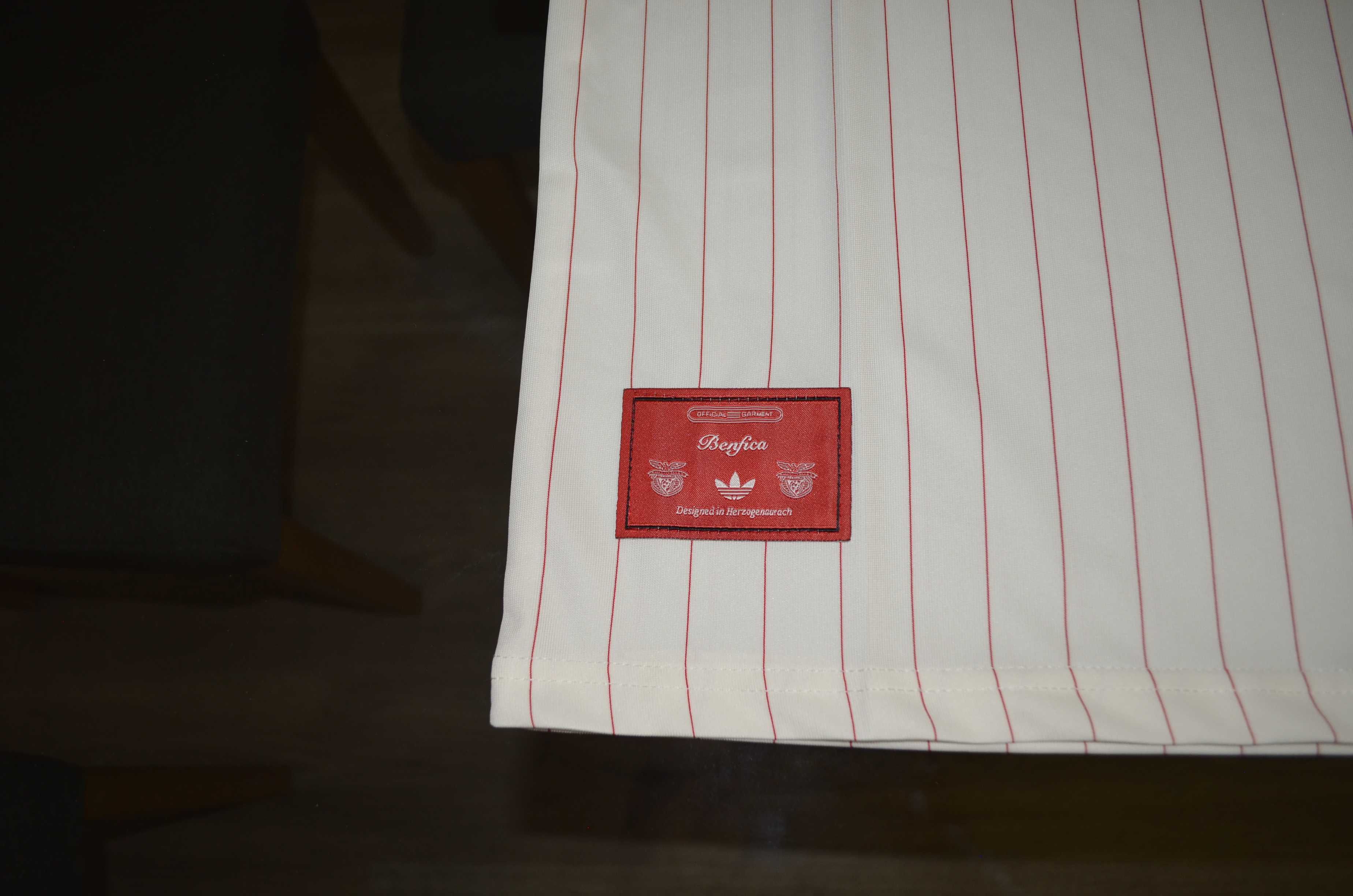 Camisola do Benfica (portes gratis)