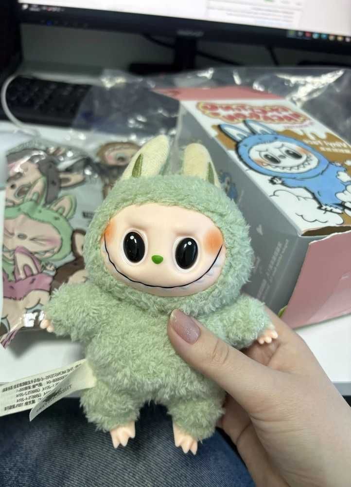 Фигурка мягкая игрушка Лабубу брелок дитячий іграшка Labubu серія 1LP