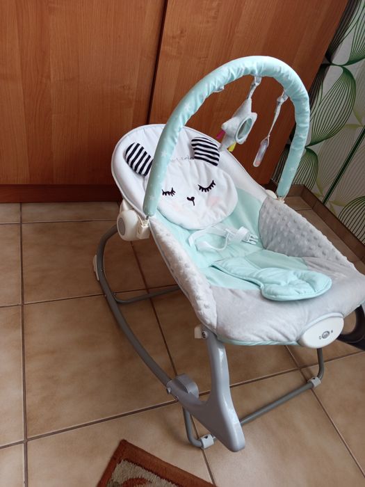 Bujaczek leżaczek Nukido