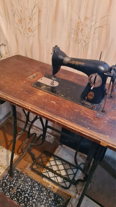 Швейна машина