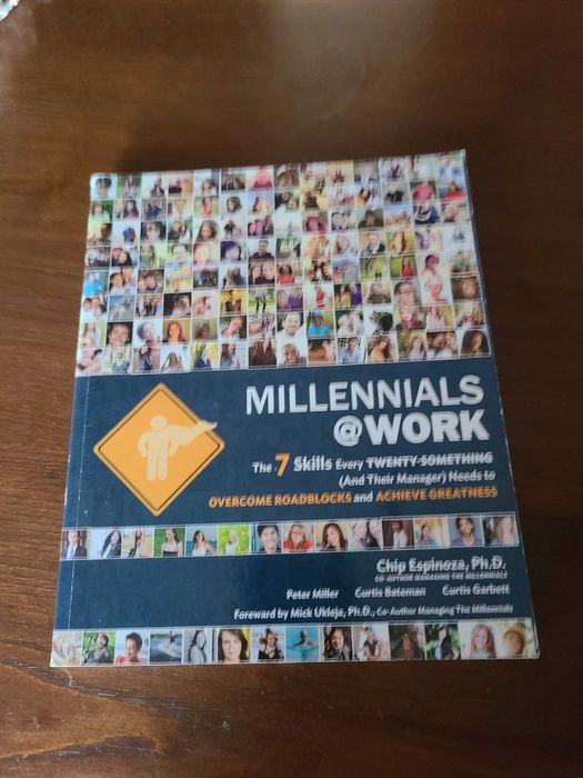 Livros Universitários de Marketing, Gestão e Economia
