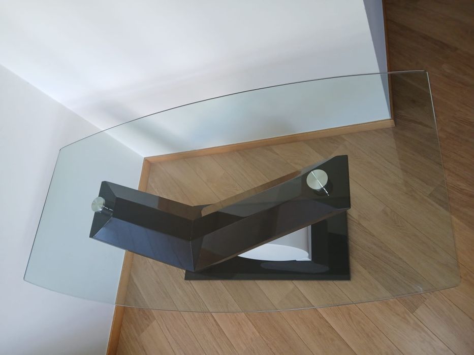 Glass dining table, 6 seats64584812552067123