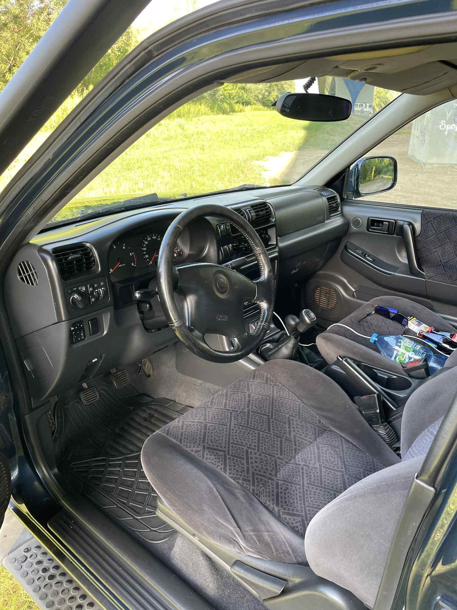 Opel frontera off road