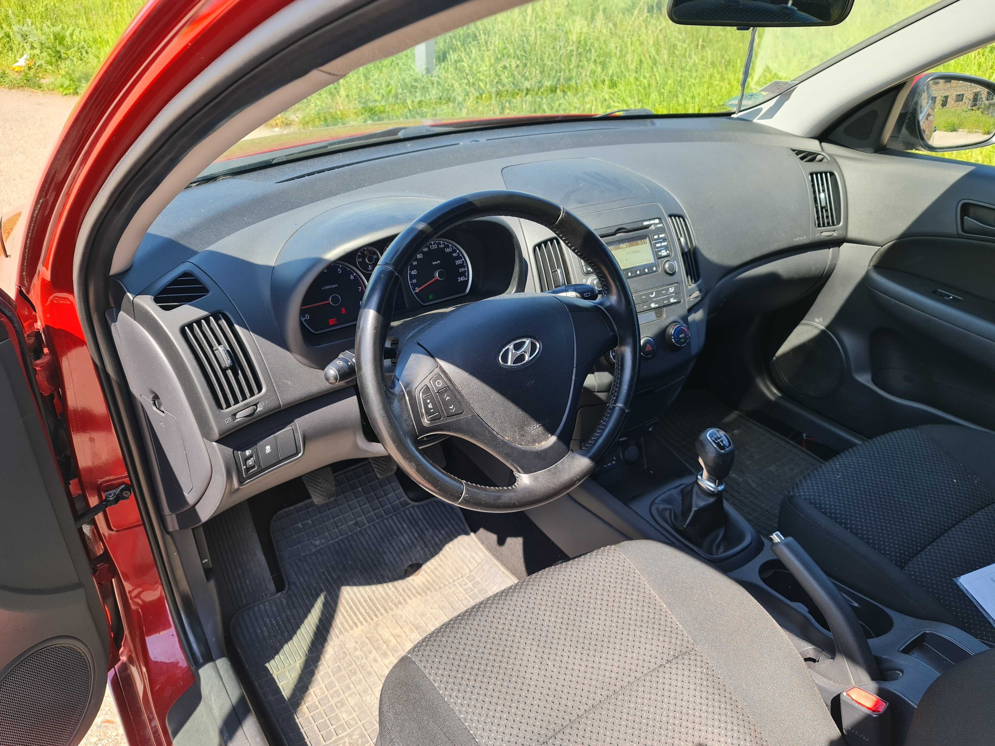 Hyundai i30 2012r. 1,4benzyna stan BDB  OKAZJA FV