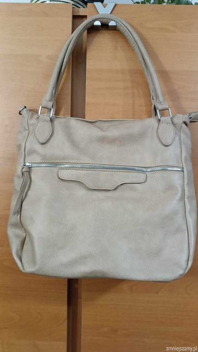 Torebka damska typu shopper.