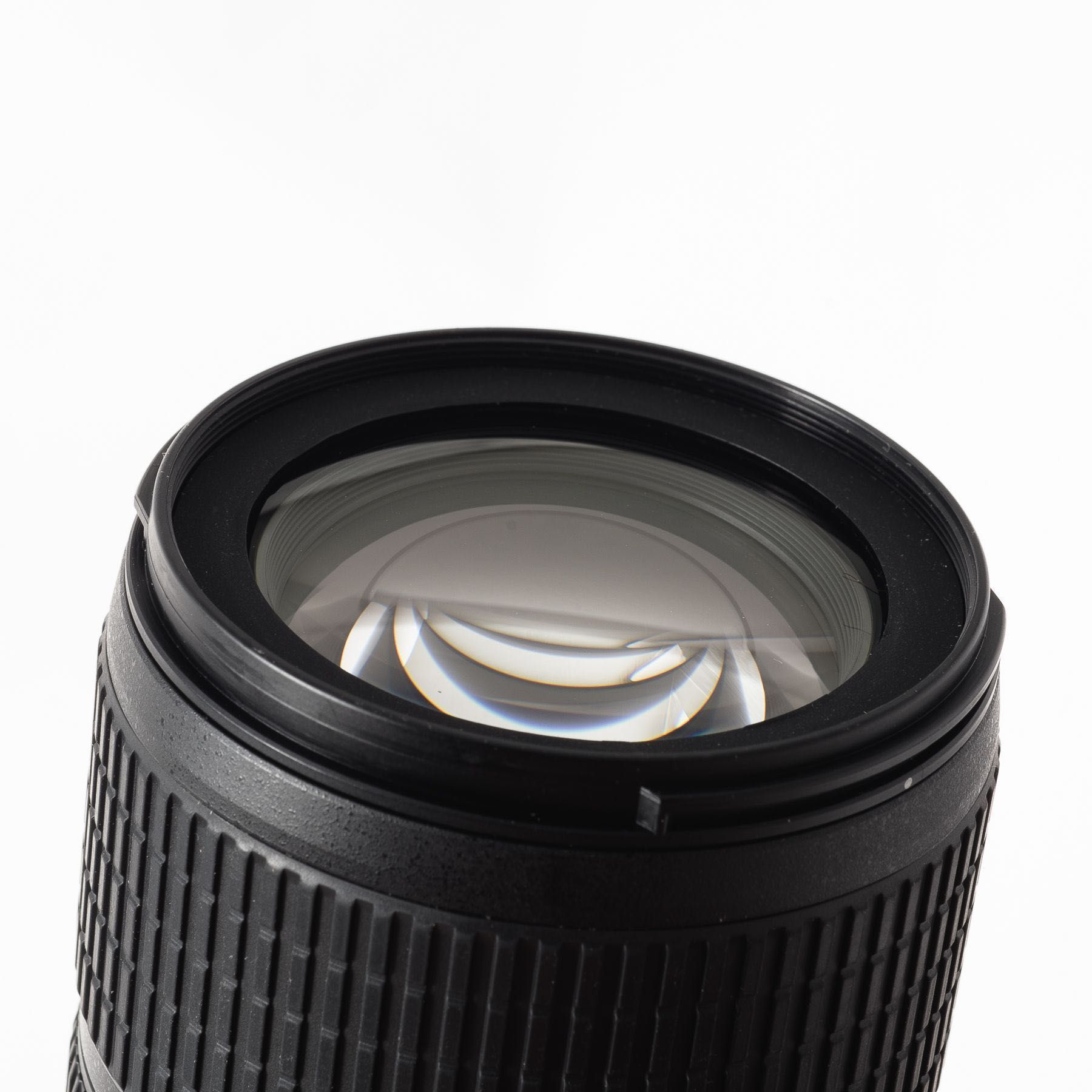 Об'єктив Nikon 18-105mm f/3.5-5.6G ED AF-S DX VR Nikkor