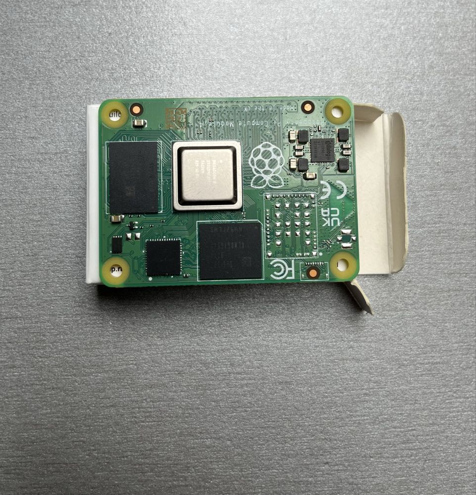 Raspberry Pi Compute Module 4 (4gb ram, 8gb eMMC)