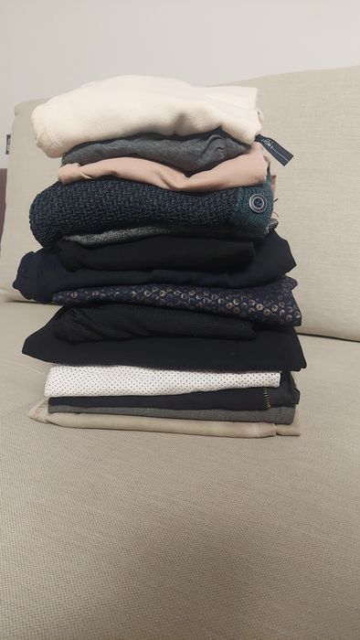 Продам пакет жіночого одягу