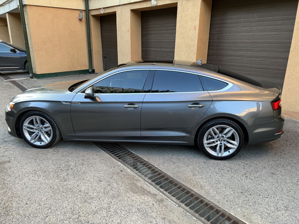 Продам Audi A5 Sportback