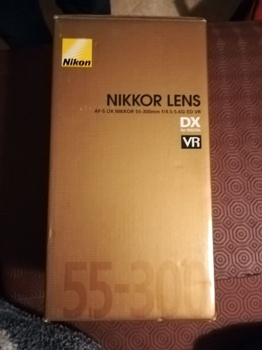 Objectiva NIKON em óptimo estado