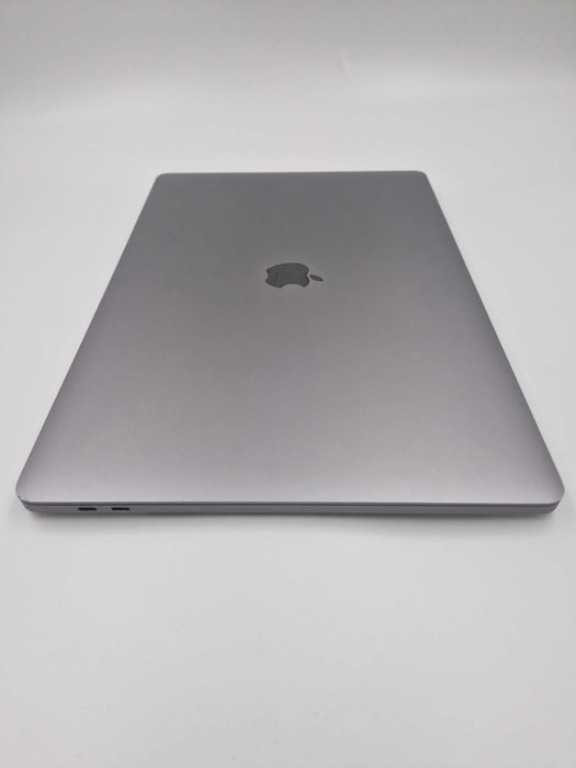 2019 MacBook Pro A2141 16" / i7-9750H / 16 GB / 512 GB / Touchbar