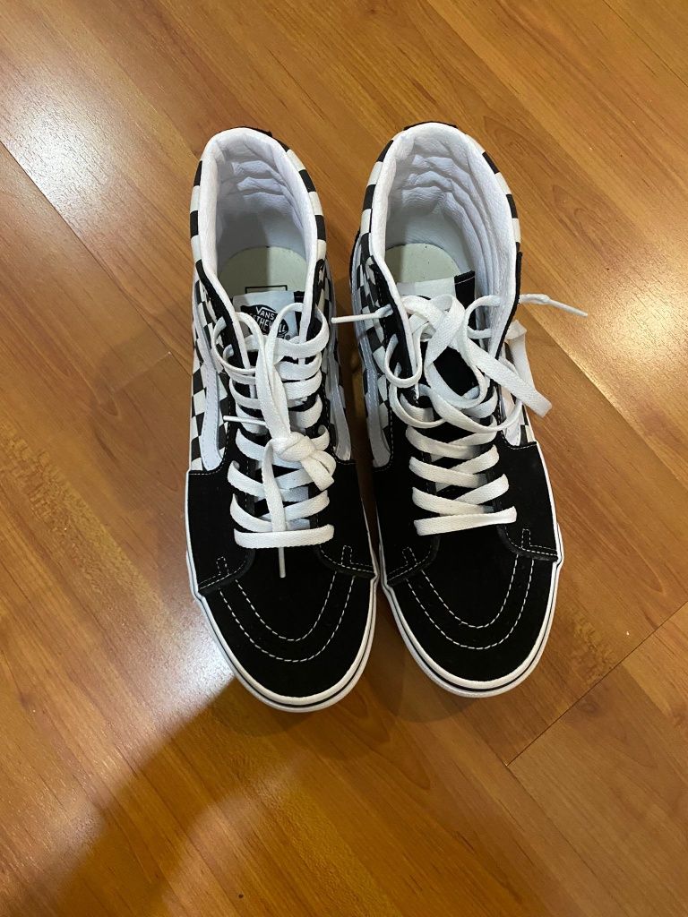 Sapatilhas alta Vans novas TAM: 40.5 unisexo