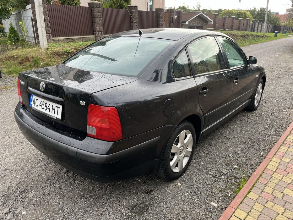 Volkswagen Passat b5  1.8 бензін