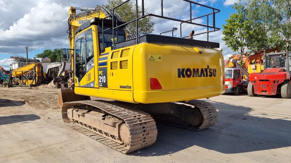 Продам экскаватор Komatsu PC 210 LC , 2018 г