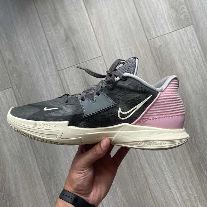 Кросівки Nike Kyrie Low 5 оригінал