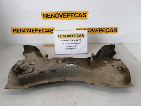 Charriot frente RENAULT Modus/Grand Modus (F/JP0_)