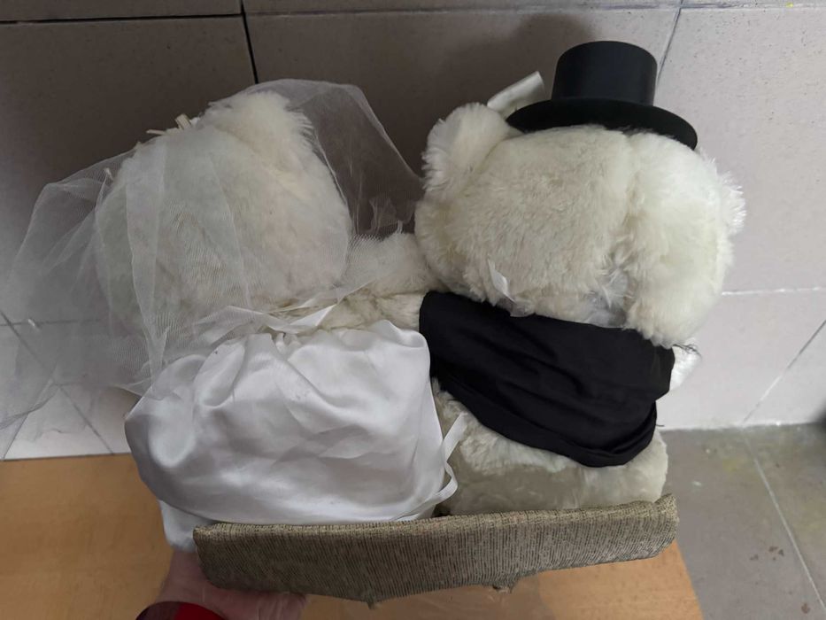 Свадебные медведи на машину