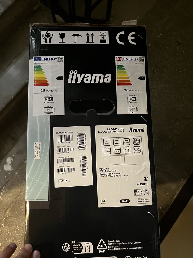 Monitor iluma 34 cale
