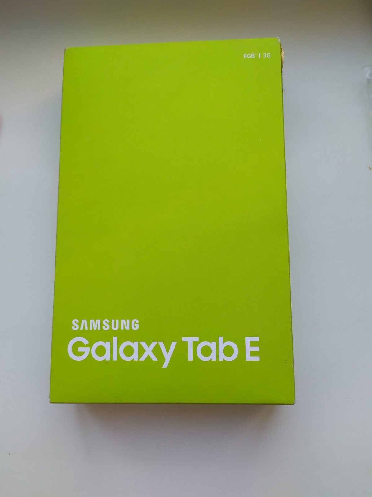 Galaxy Tab E Планшет