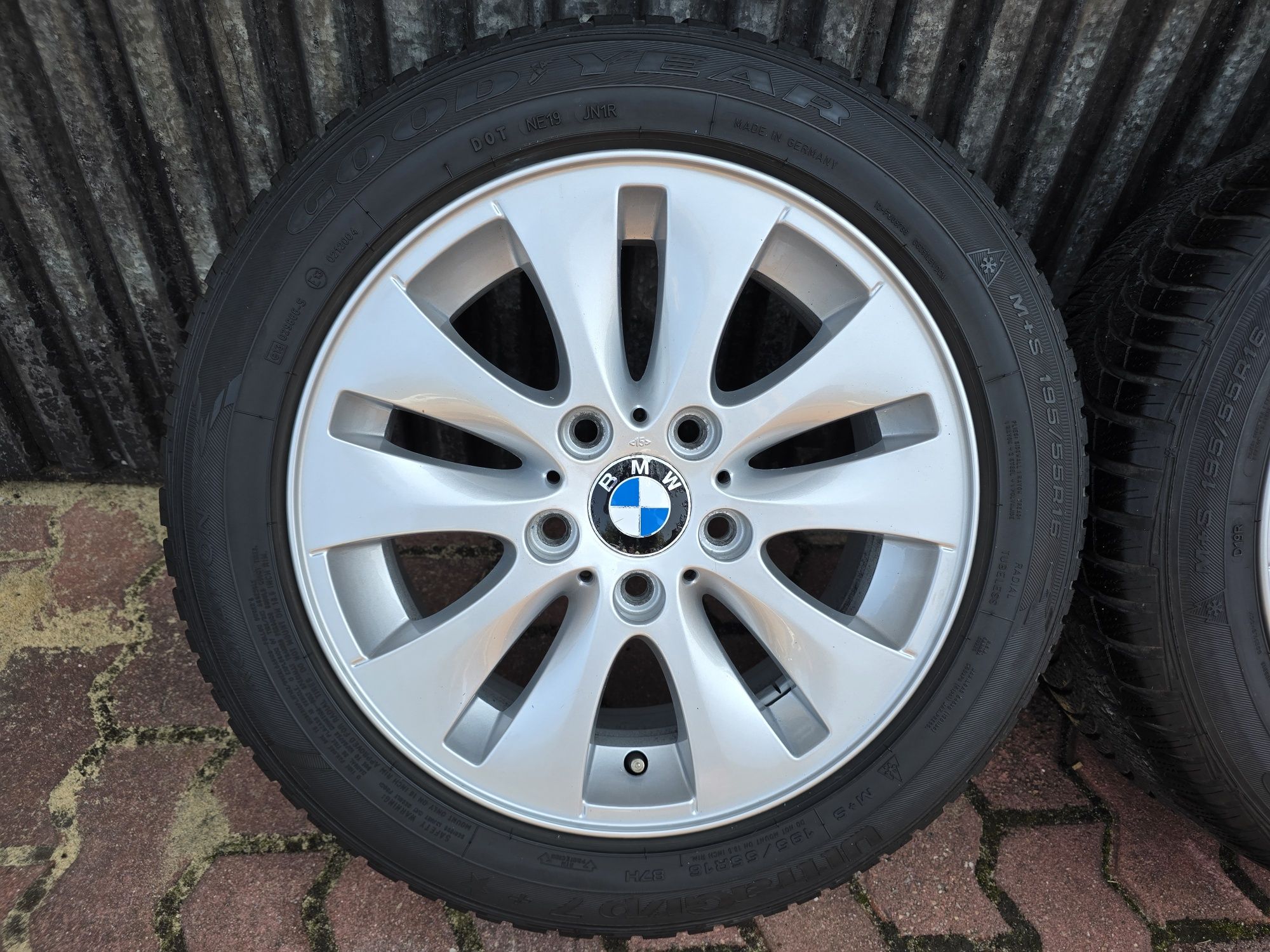 Felgi z oponami 195/55R16 BMW 3 E46 5x120 E87 E82 e81 E46 e36 F20 Z3