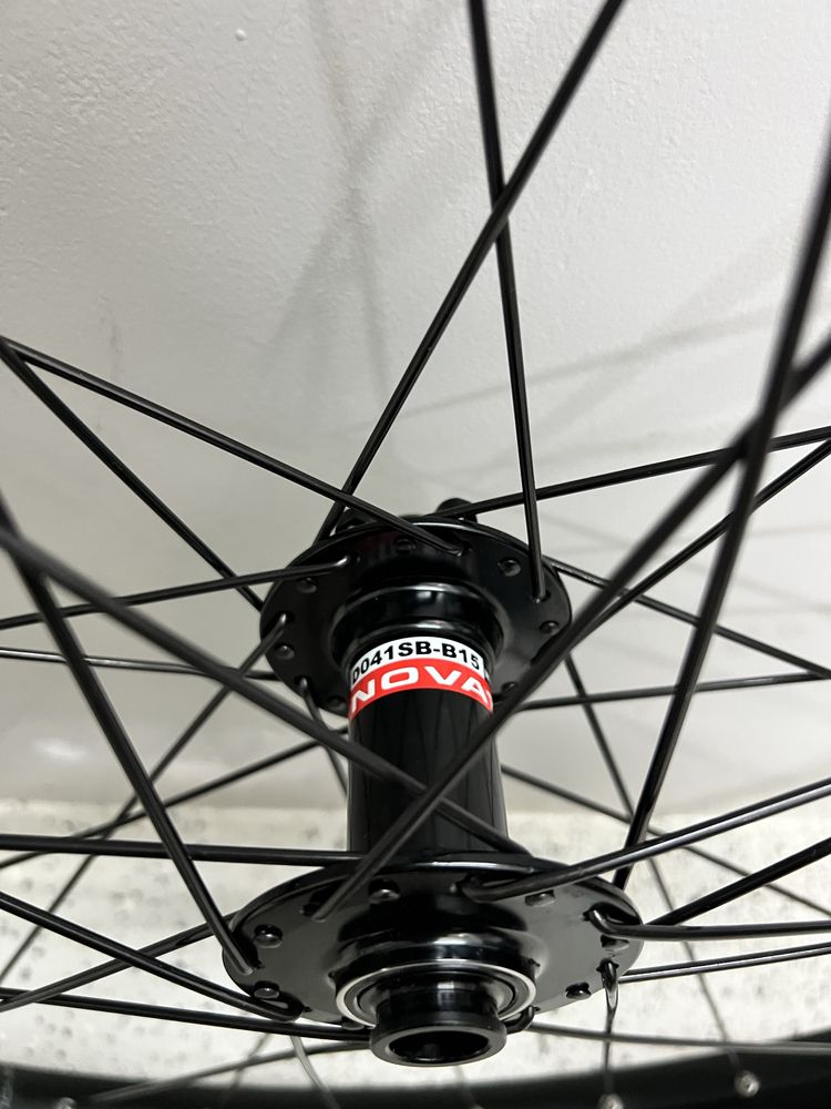 Koła 29” BOOST MTB/XC/ENDURO Dartmoor Novatec Sapim