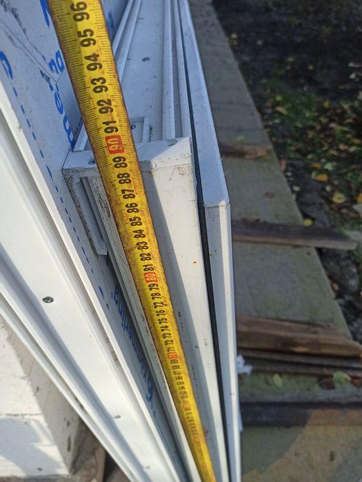 Продам двері металопластикові