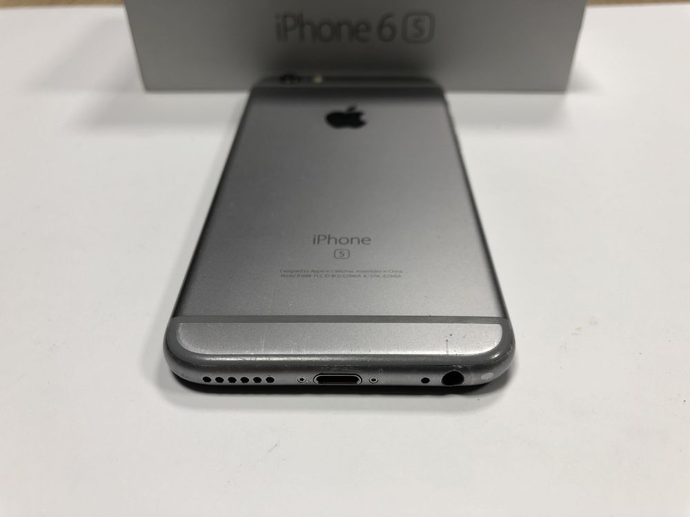 Айфон / iPhone 6s 32GB (Space Gray) Neverlock