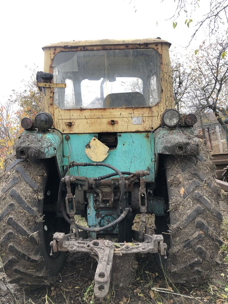 Продам трактор юмз- 6 з документами, на обліку