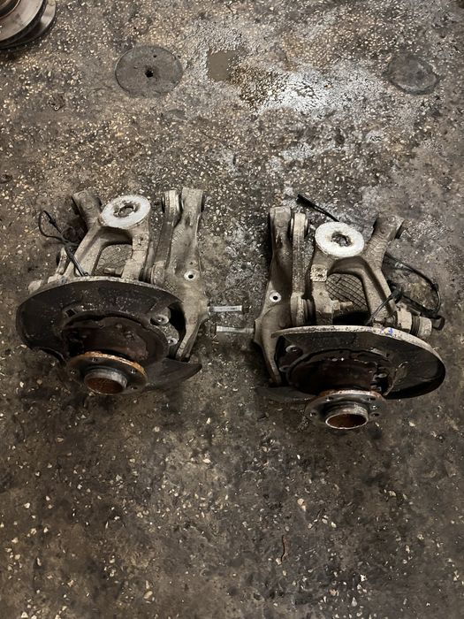 Bmw x5 f15 x6 f16 zwrotnica wachacz prawa lewa tył